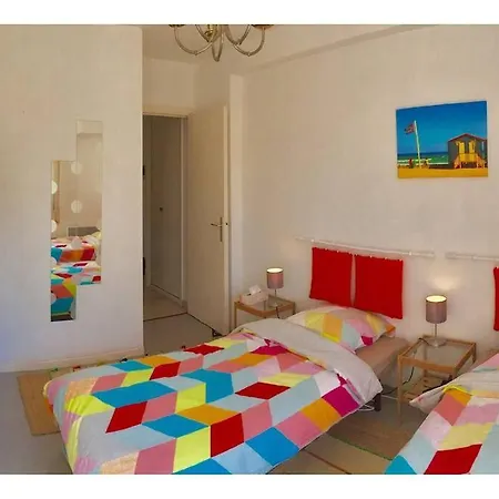 Sunny, Modern Apartamento *