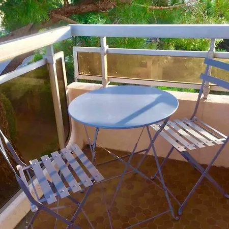 Sunny, Modern Apartamento